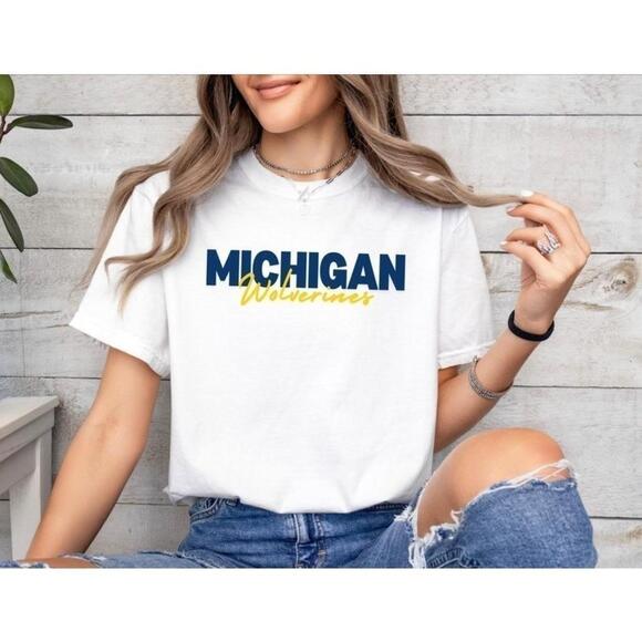 Other - Michigan Wolverines University Of Michigan College Sports TShirt